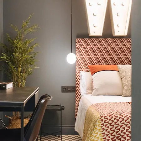 Omm Suites Sevilla Room photo